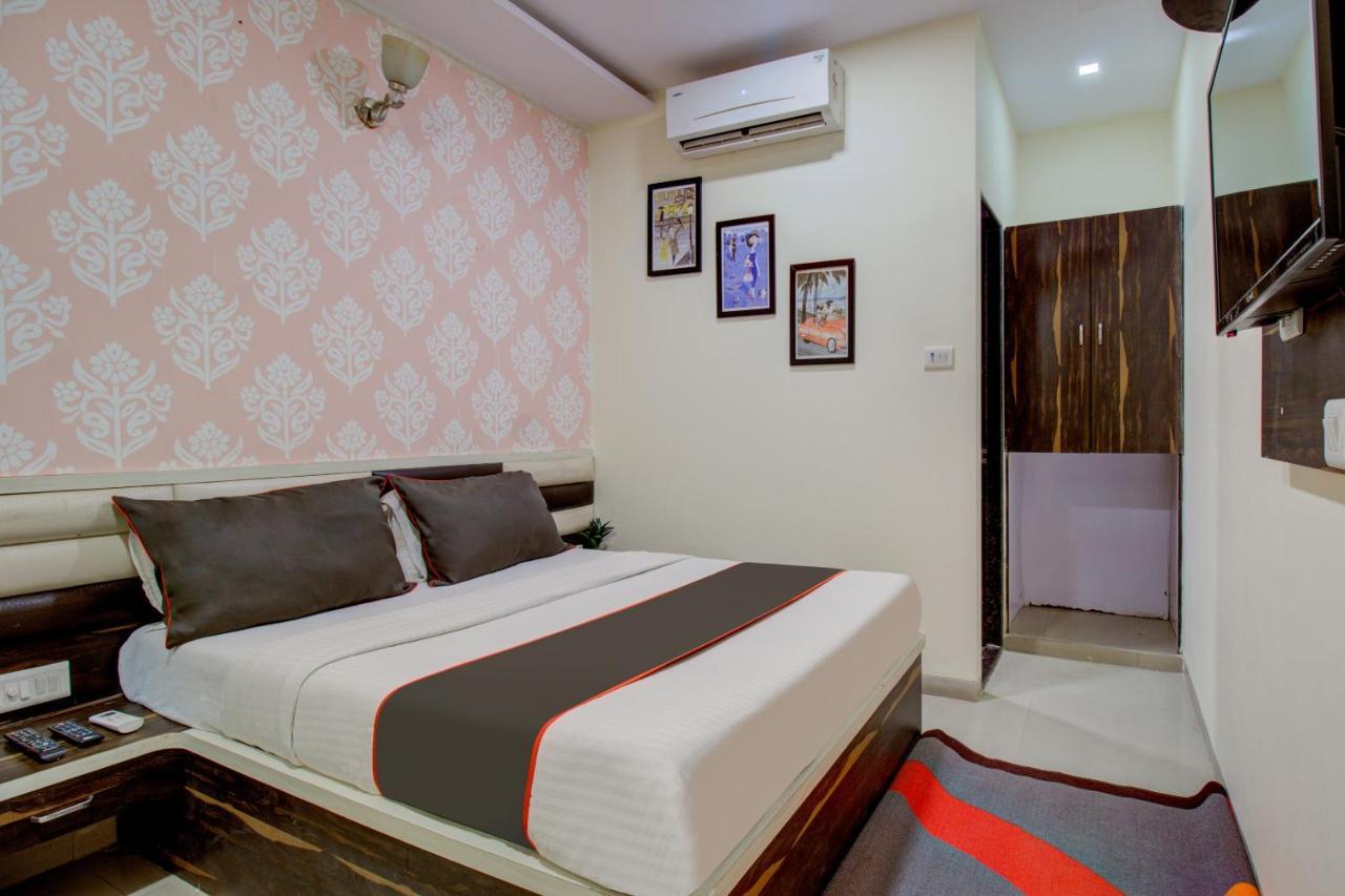 Collection O Golden Tulipz Boutique Hotel Mumbai Exterior photo