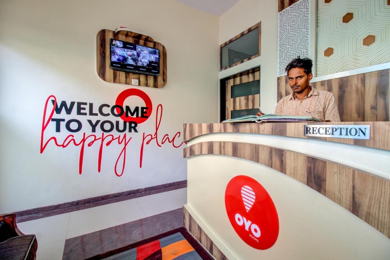 Collection O Golden Tulipz Boutique Hotel Mumbai Exterior photo