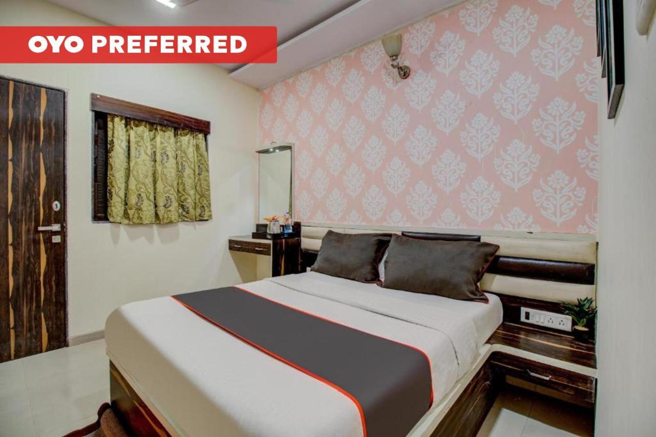 Collection O Golden Tulipz Boutique Hotel Mumbai Exterior photo
