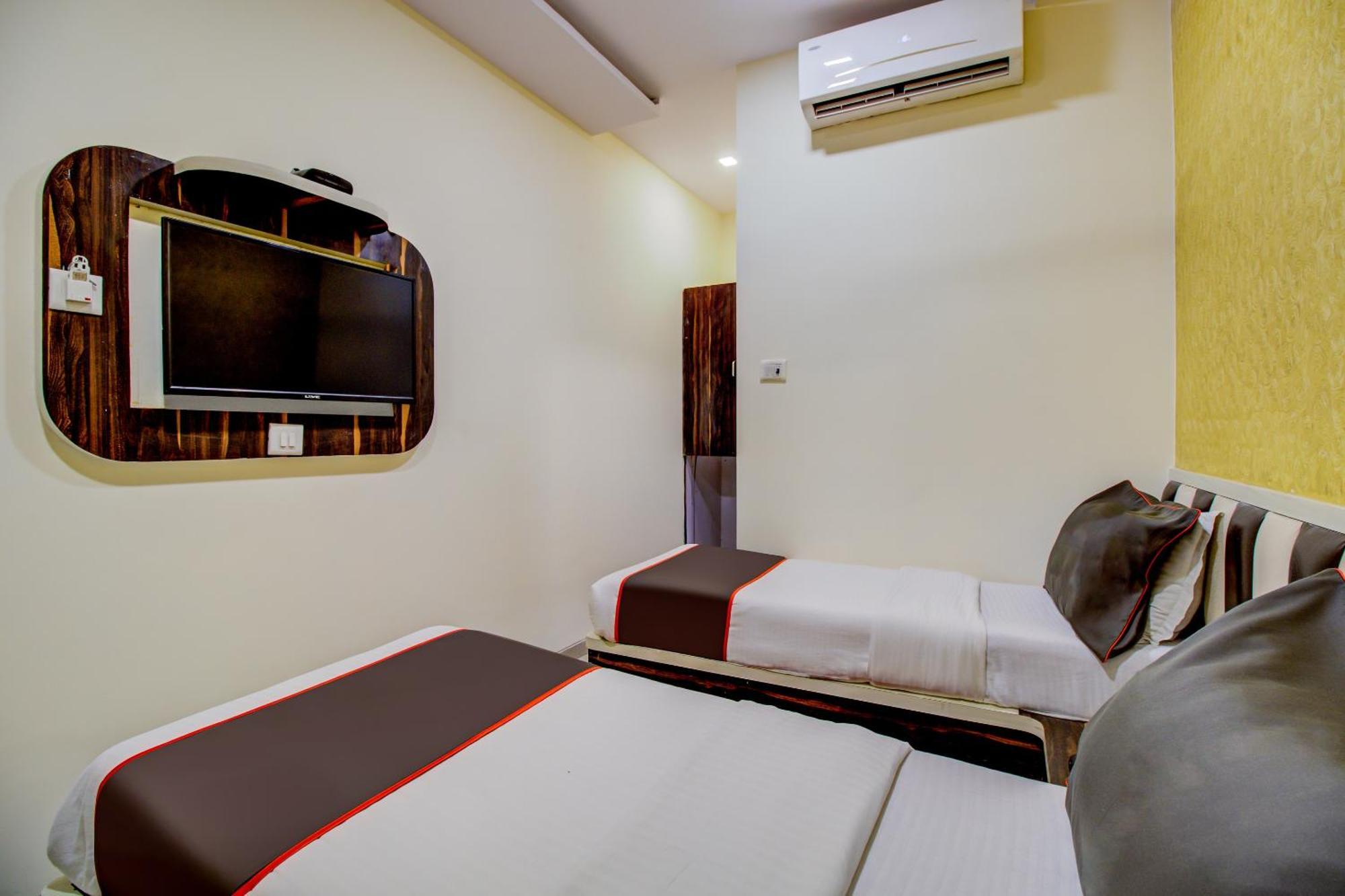 Collection O Golden Tulipz Boutique Hotel Mumbai Exterior photo