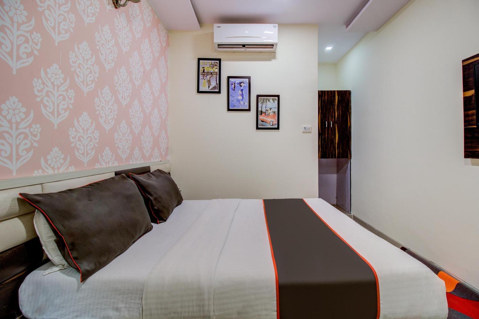 Collection O Golden Tulipz Boutique Hotel Mumbai Exterior photo