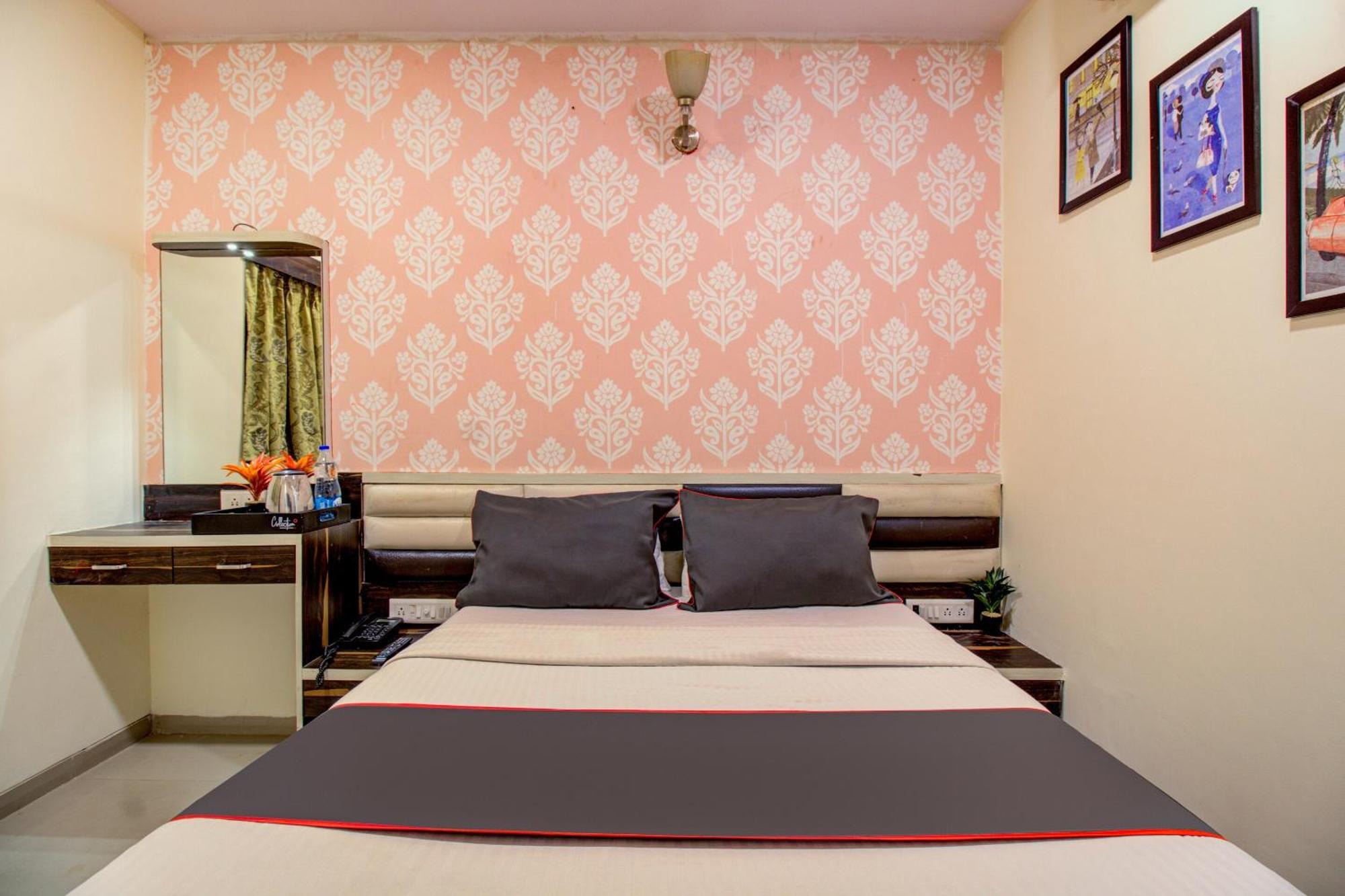 Collection O Golden Tulipz Boutique Hotel Mumbai Exterior photo